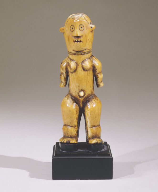 Bwami Association Standing Female Figure (lutumbo iwa kindi)